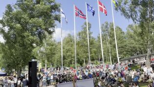 Alice og koret sang Astrid Lingrens barnesanger