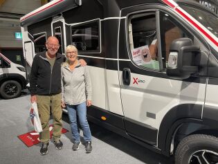 Kjøpte seg en splitter ny bobil på Caravan Xpo