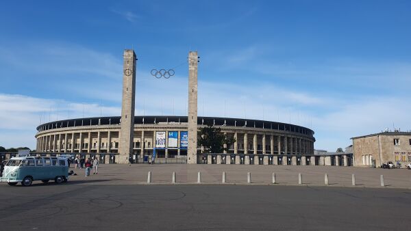 Opplev Berlin sammen med flere